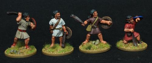 Republican Roman Command (Advancing) Gripping Beast