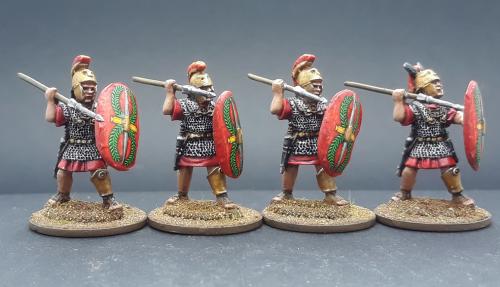 Republican Roman Principes/Triarii (Attacking) Gripping Beast